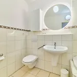 Victoria-4-zimmer, Parkplatz, 2 Balkone, Bis 6 Gaeste לנדסטול