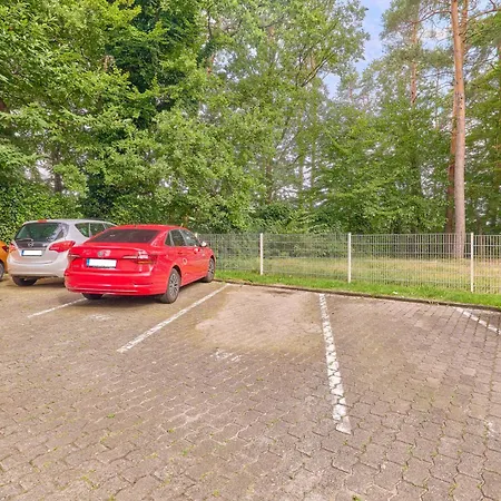 Victoria-4-Zimmer, Parkplatz, 2 Balkone, Bis 6 Gaeste * לנדסטול